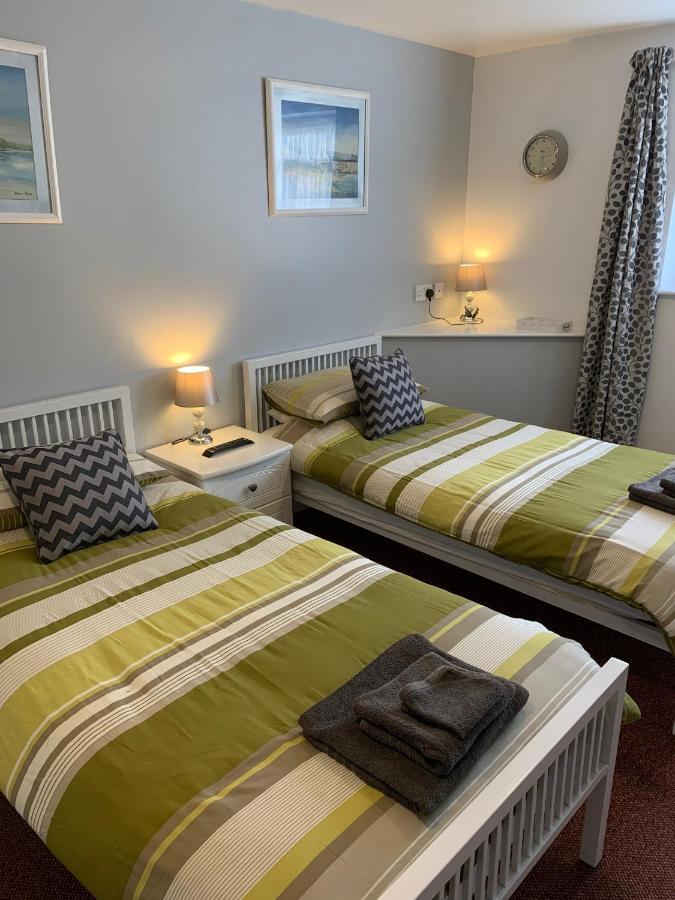 Bedrock Lodge Винтербоуне Экстерьер фото