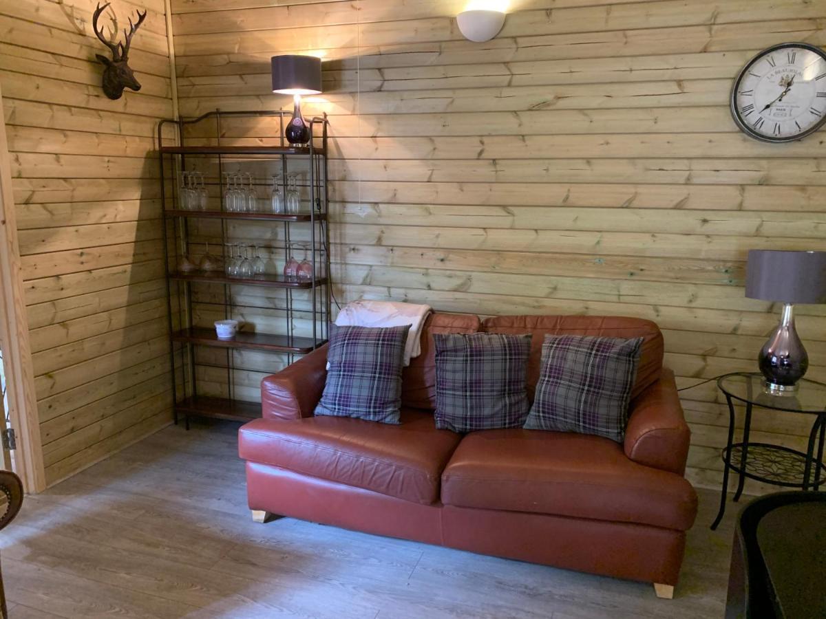 Bedrock Lodge Винтербоуне Экстерьер фото