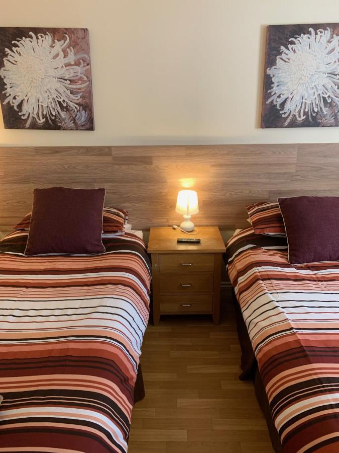 Bedrock Lodge Винтербоуне Экстерьер фото